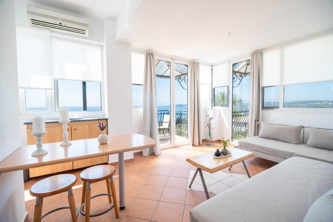 Christoforos Apartments ลูร์ดฮาตา ภายนอก รูปภาพ