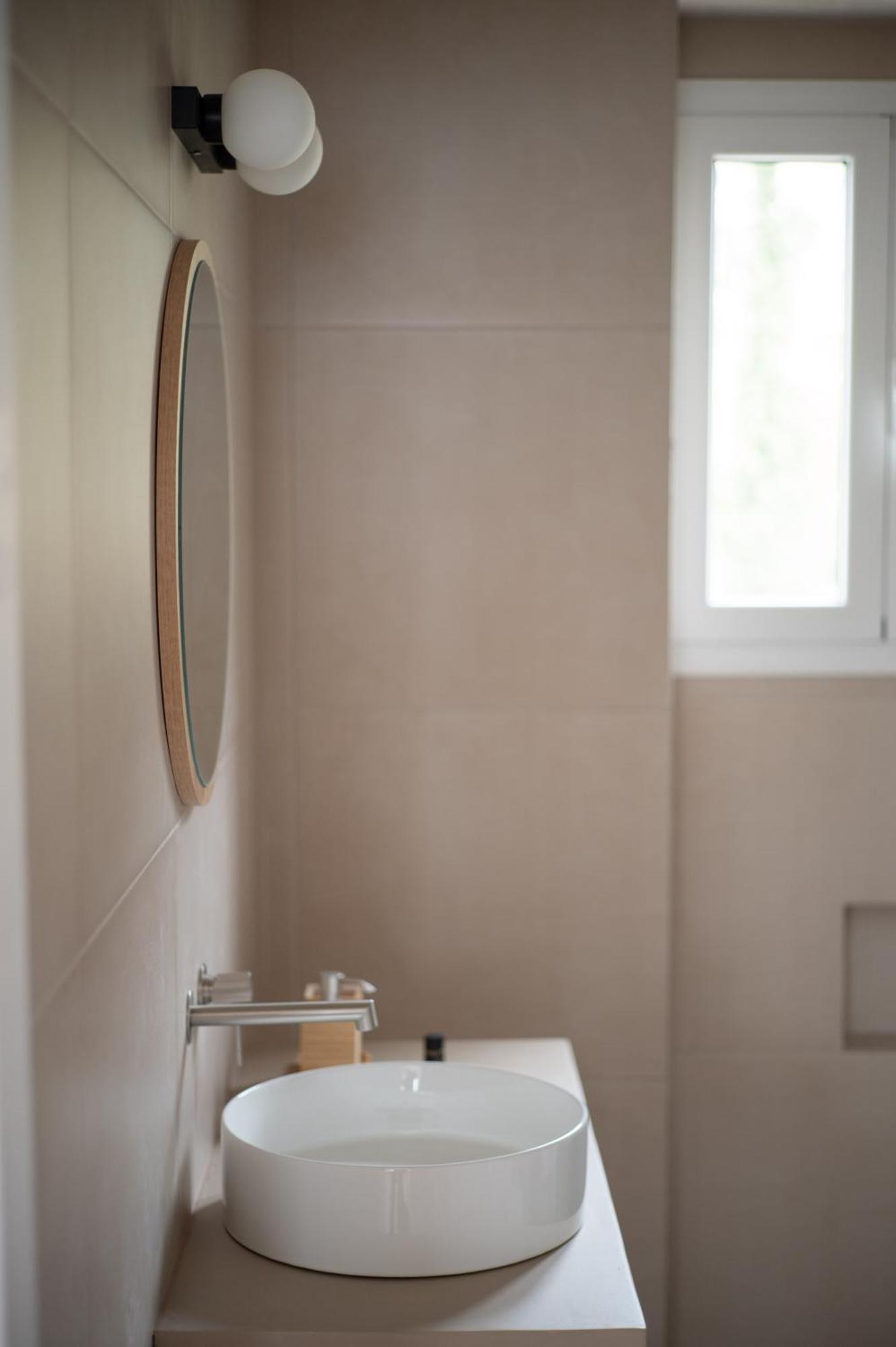Christoforos Apartments ลูร์ดฮาตา ภายนอก รูปภาพ